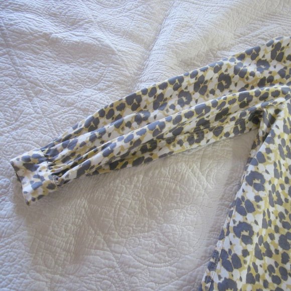 CAbi Shirt M Providence Button Shirt Jacket Leopard #5854 - Picture 5 of 8